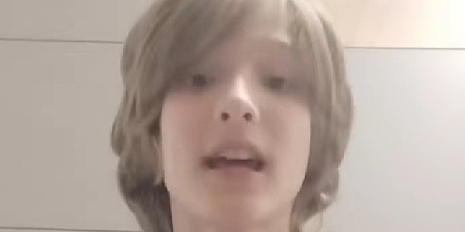 Dječaku Viktoru koji se snimao kako hekla ugašen Instagram profil