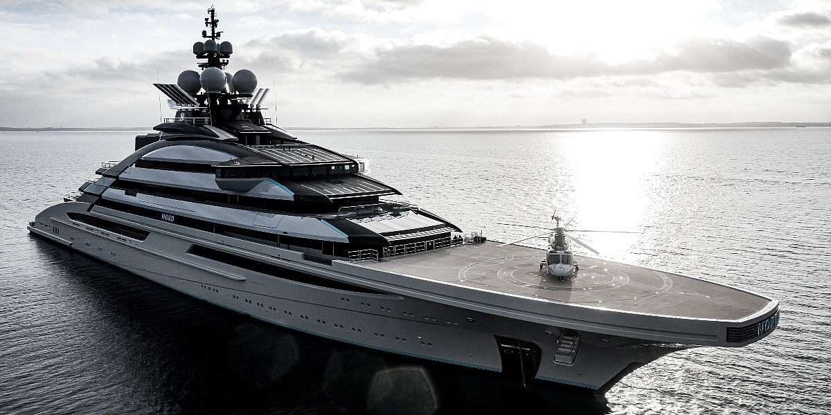 Tankeri ne mogu, ali superjahta može: Luksuzni brod ruskog oligarha prošao kroz Hormuški moreuz