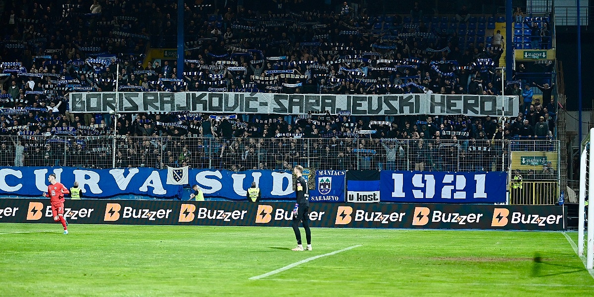 Manijaci odali počast i digli parolu za Borisa Rajkovića, jednog od heroja odbrane Sarajeva