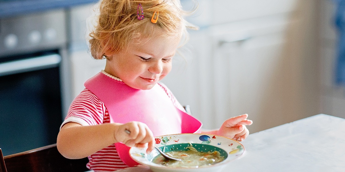 Savjeti za roditelje: Kada je pravo vrijeme za uvođenje piletine u ishranu bebe