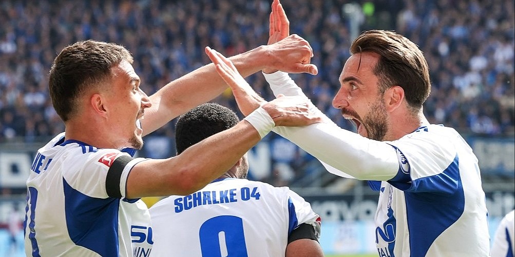 Muslićeva mašina zakoračila u Bundesligu: Schalke čudesnim preokretom slavio u derbiju