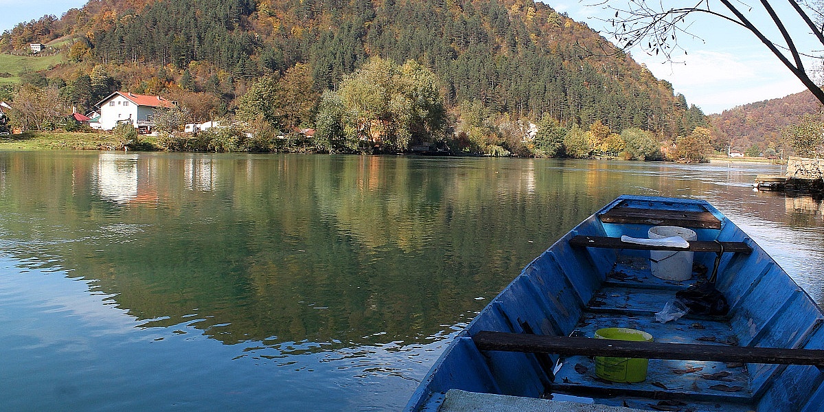 Bihać: Akcija čišćenja Une okupila učenike, institucije i lokalnu zajednicu