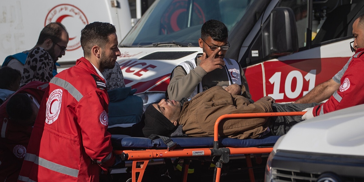 U izraelskim napadima širom Gaze ubijeno najmanje 11 Palestinaca, među njima policajci i civili