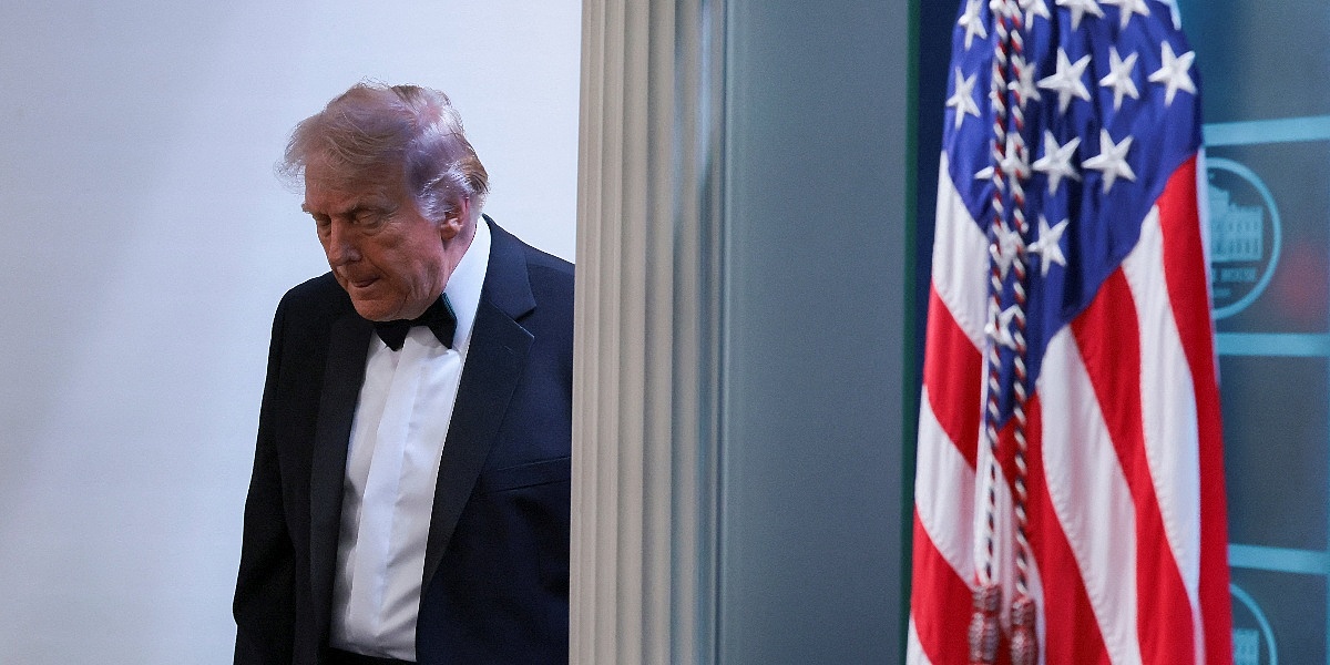 Influenseri bliski Trumpu koriste pucnjavu u Washingtonu kako bi promovisali njegovu plesnu dvoranu