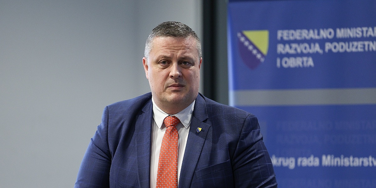 Velika akcija SIPA-e i MUP-a KS: Pretresa se i ured federalnog ministra Vojina Mijatovića