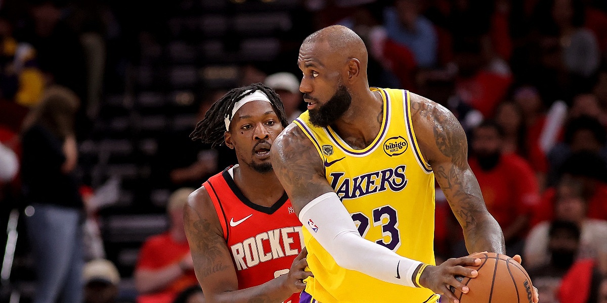 Lakersi na krilima fenomenalnog Jamesa razbili Houston i zakazali veliki okršaj protiv Oklahome