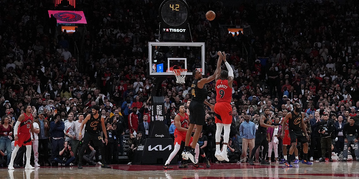 Ludnica u NBA-u: Toronto nevjerovatnim košem i Detroit čudesnim preokretom izborili majstorice