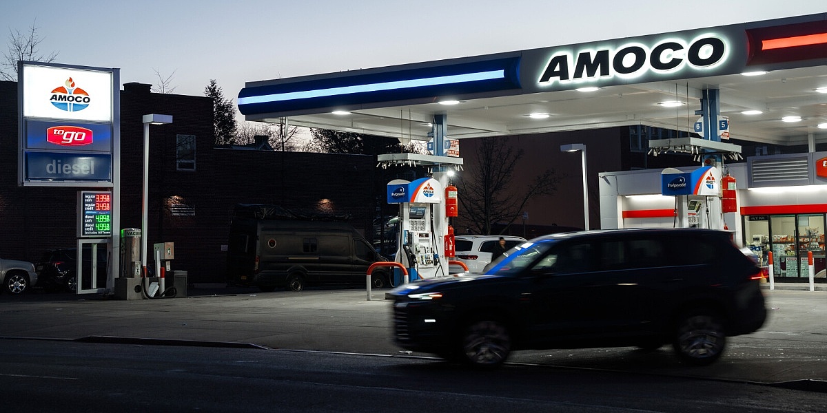 Rat u Iranu sve više boli: Cijena benzina u SAD-u skoro dostigla historijski maksimum