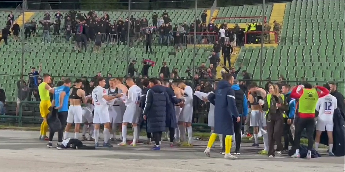 Pogledajte scene s Koševa nakon što je Borac osvojio titulu, proslavili su je vatreno sa svojim navijačima