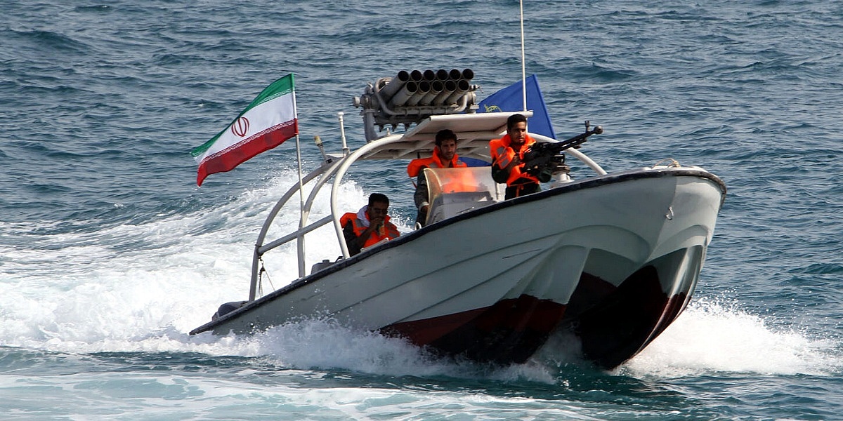 Iran tvrdi da su Amerikanci napad na civilne brodove predstavili kao udar na vojne čamce: Poginulo pet civila