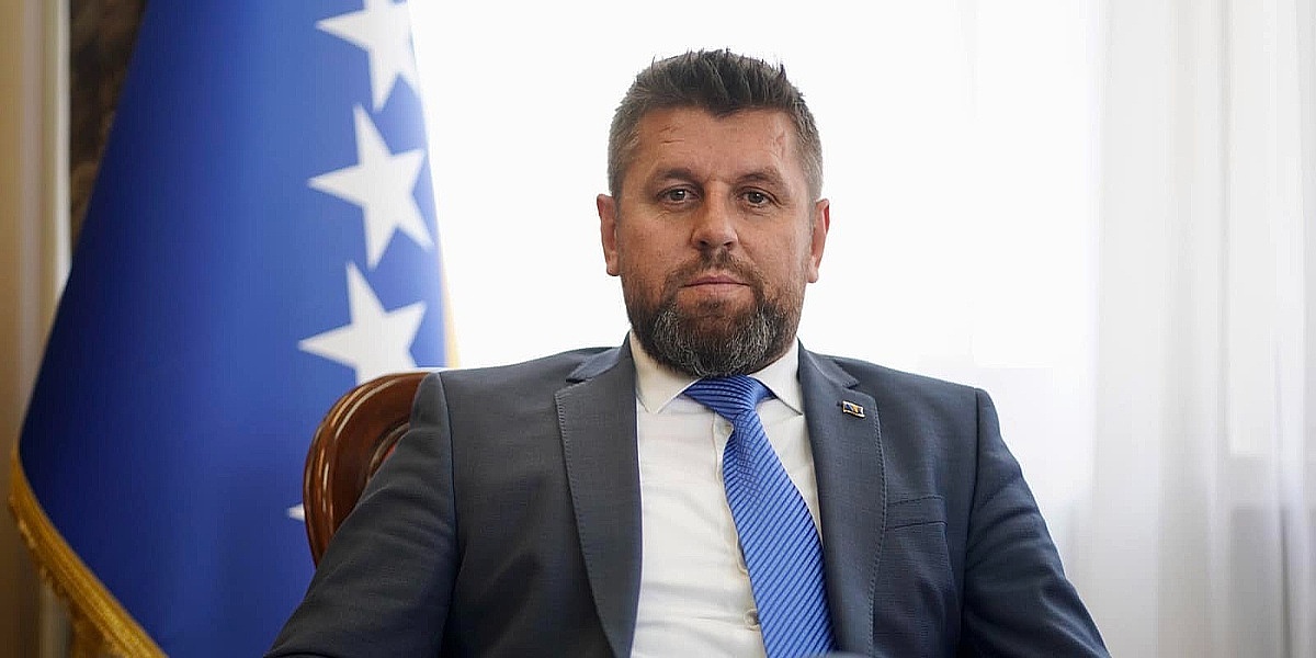 Ćamil Duraković objavio kandidaturu za predsjednika RS-a, traži podršku od parlamentarnih stranaka