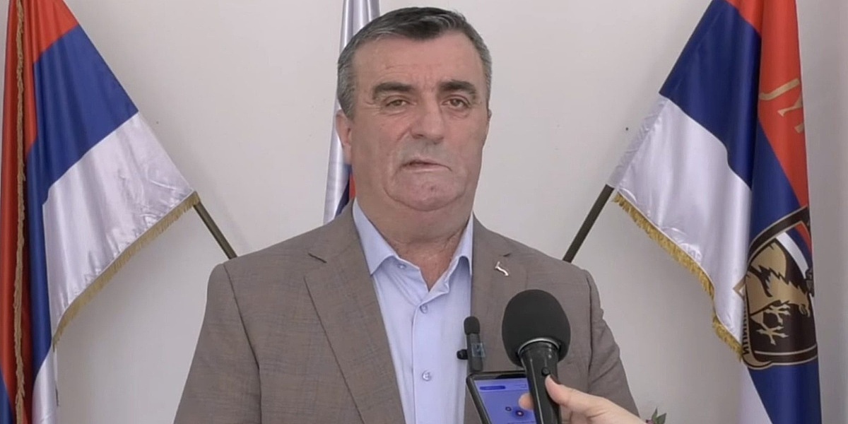 Počelo suđenje načelniku Vlasenice zbog veličanja Mladića i Karadžića, odbrana pokušala zaustaviti proces