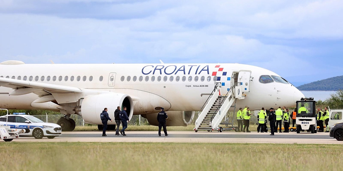 Drama u Splitu: Avion Croatia Airlinesa izletio s piste prilikom polijetanja