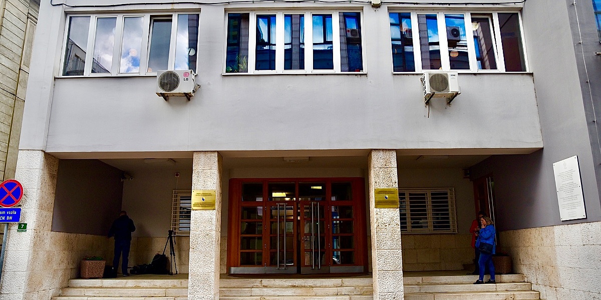 CIK BiH: Danas ističe rok za podnošenje prijava za ovjeru političkih stranaka i nezavisnih kandidata