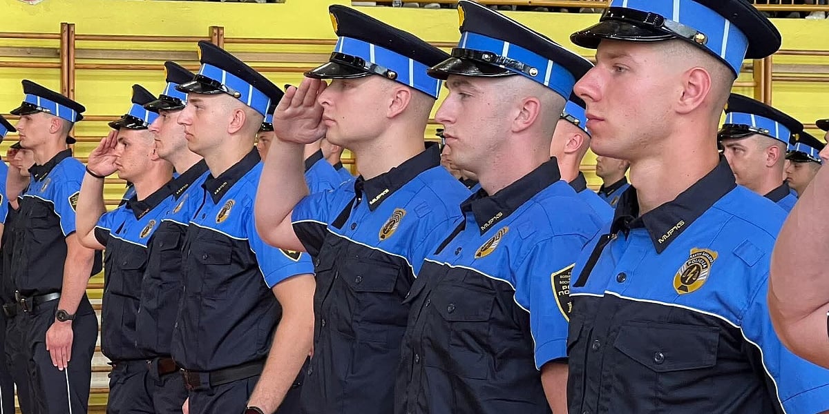 MUP Kantona Sarajevo bogatiji za 96 novih policijskih službenika