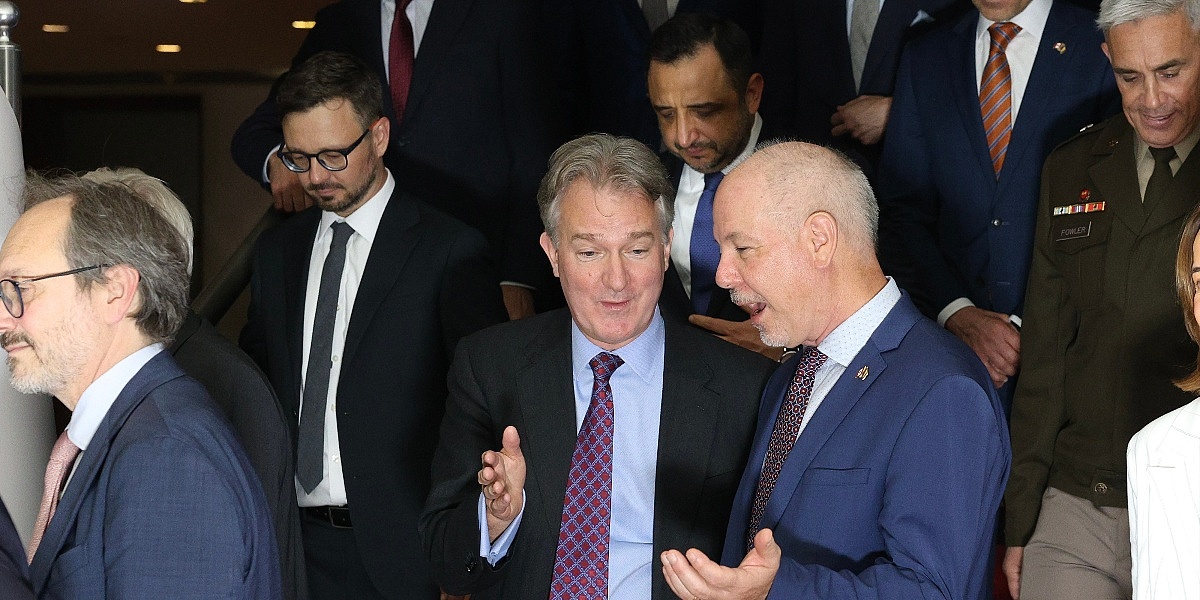 PIC danas iza zatvorenih vrata bira novog visokog predstavnika, prije toga rapravljaju i o izborima