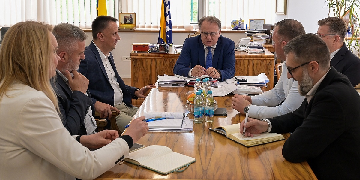 Nikšić: Početkom naredne sedmice u parlamentu zakon o vanrednoj upravi u Željezari Zenica