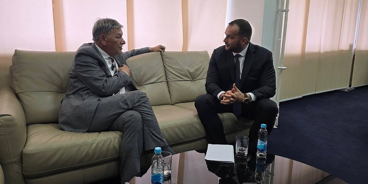 Vico Zeljković posjetio Fuada Kasumovića: NK Čelik će zadržati sva dosadašnja prava korištenja stadiona