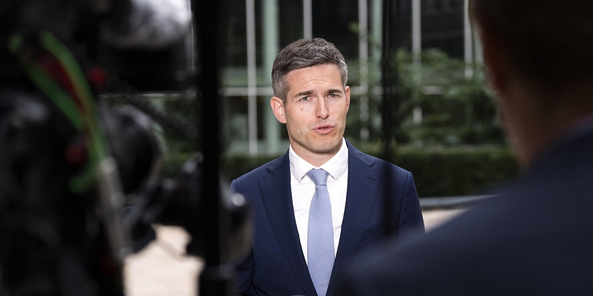 Nizozemski šef diplomatije: Počast koju je Beograd ukazao Mladiću nespojiva je s evropskim vrijednostima
