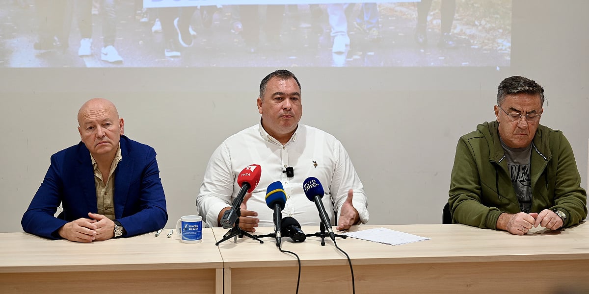 Nastavnici srednjih škola u Sarajevu najavili proteste i štrajk upozorenja zbog porasta nasilnog ponašanja učenika