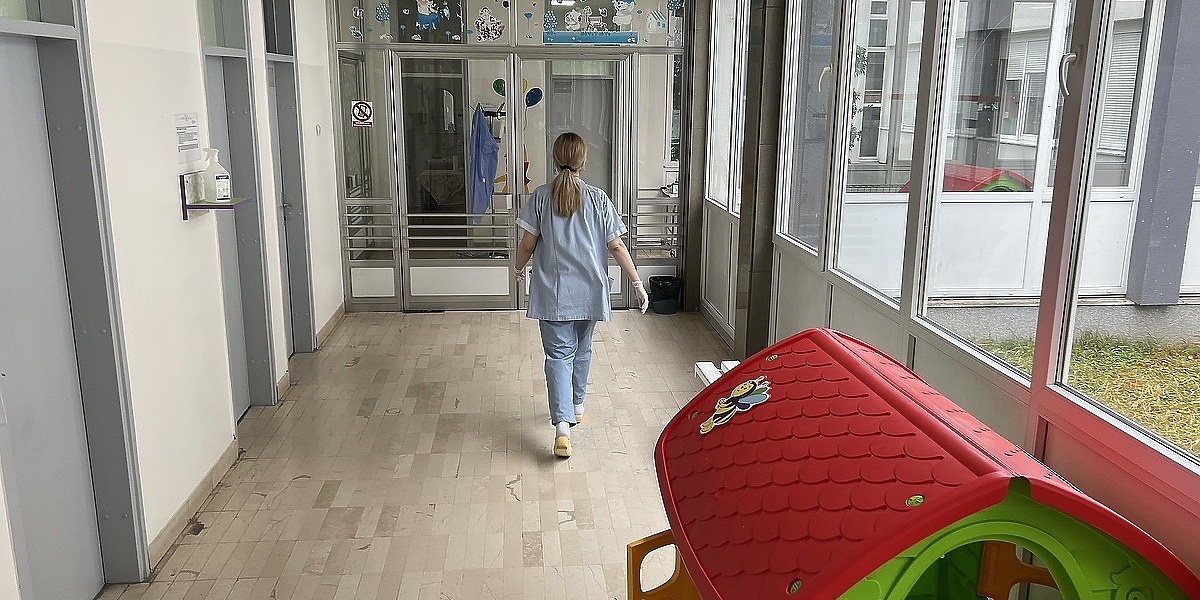 U Tuzli 600 djece čeka na pregled neuropedijatra, roditelji traže hitno rješenje