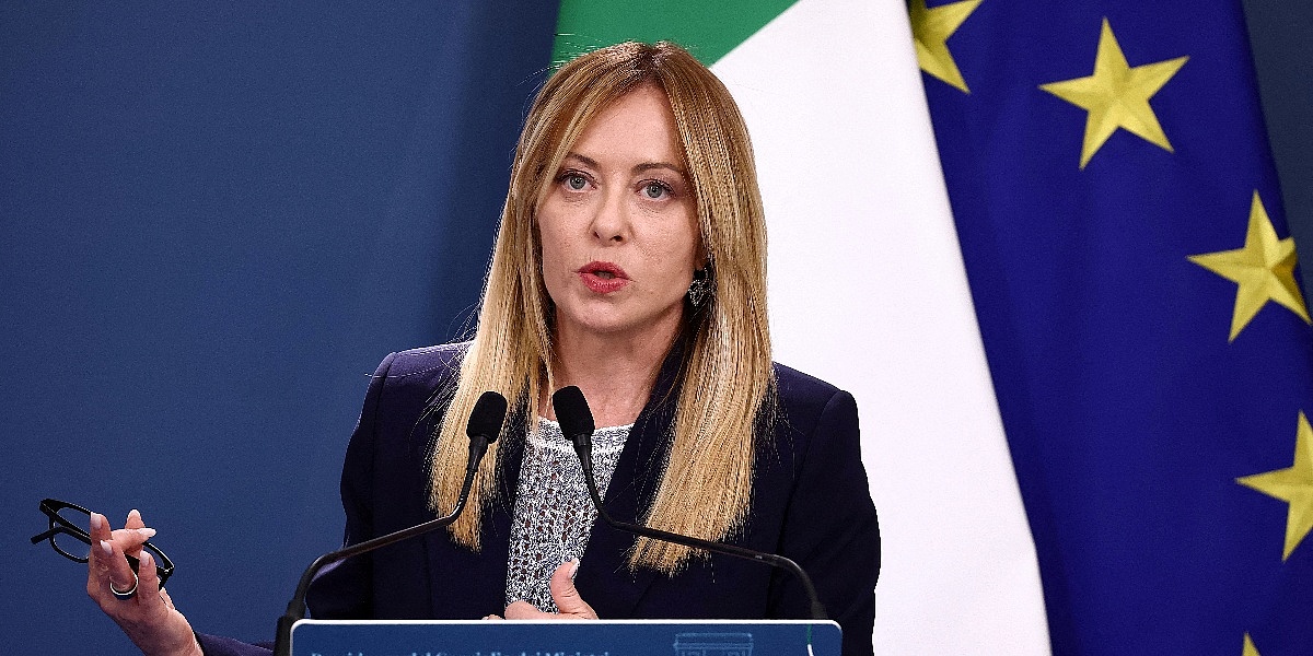 Meloni najavila ograničenje broja stranih učenika u školama i zabranu burki i nikaba