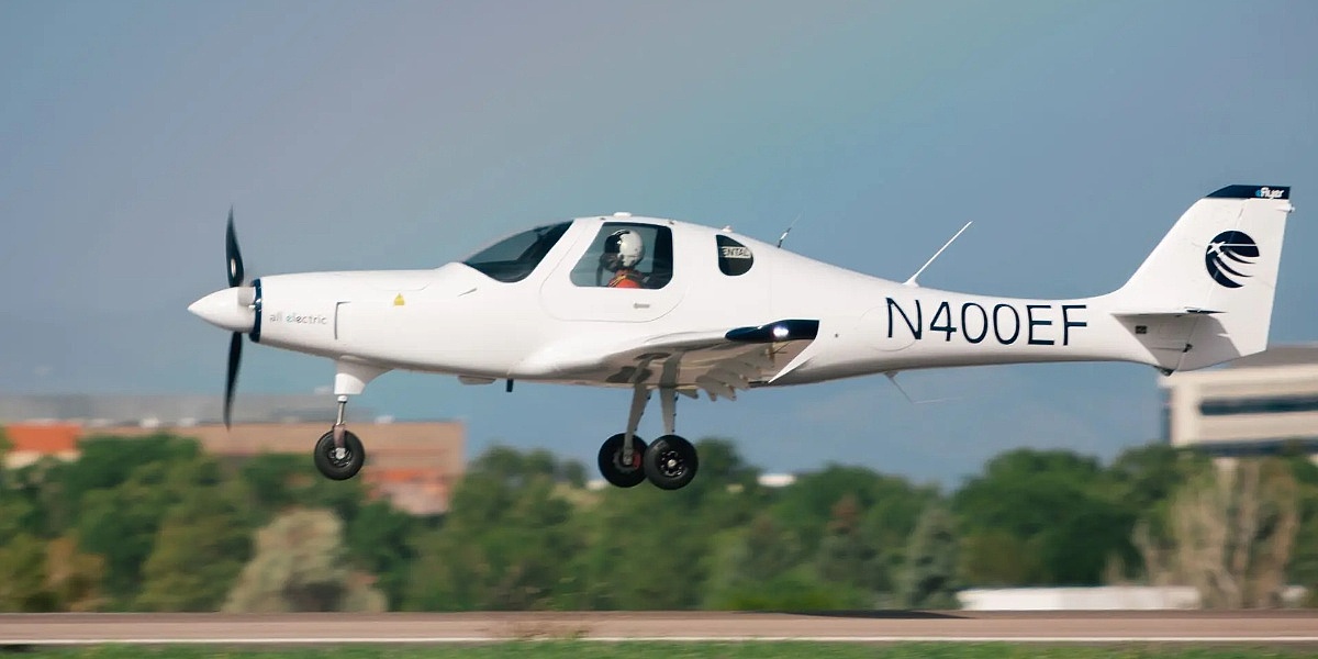 Potpuno električni avion eFlyer 2 uspješno obavio prvi let uz značajno niže troškove