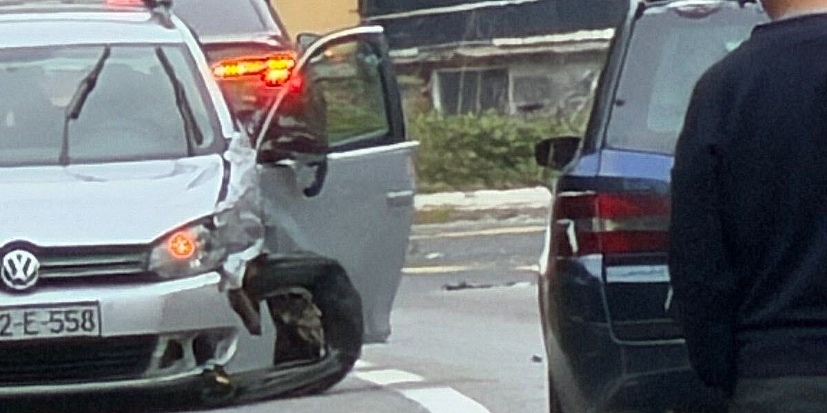 Zbog sudara obustavljen saobraćaj kod Bradine: Formirala se ogromna kolona automobila