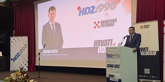 Predizborni skup HDZ-a 1990 u Livnu: Lučić poručio da će BiH u njegovom mandatu postati članica EU