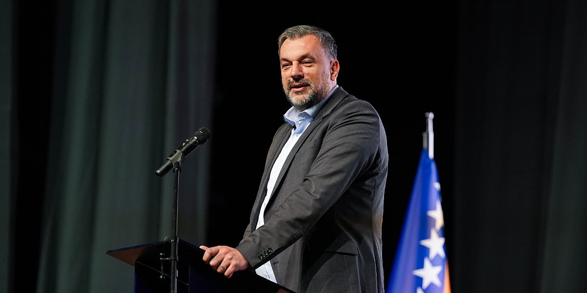 Konaković u Lukavcu: Podrška Sefera Halilovića Narodu i Pravdi je čast i obaveza