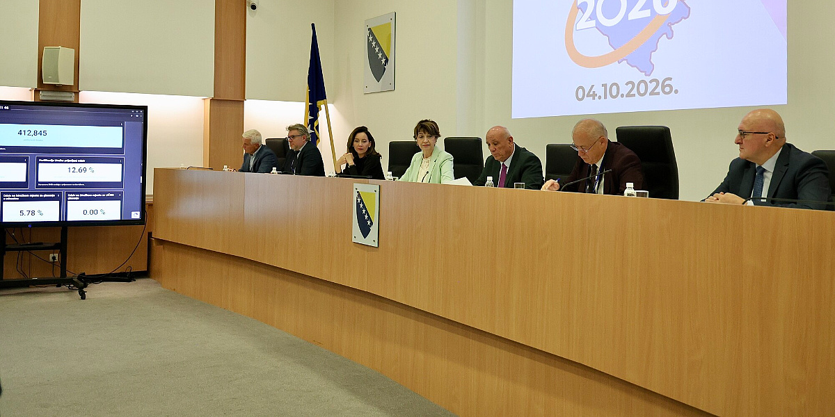 CIK BiH objavio podatke o izlaznosti: Do 11 sati glasalo 11,94 posto građana