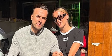 Haris Tabaković u društvu supruge Sabrine posjetio Baščaršiju