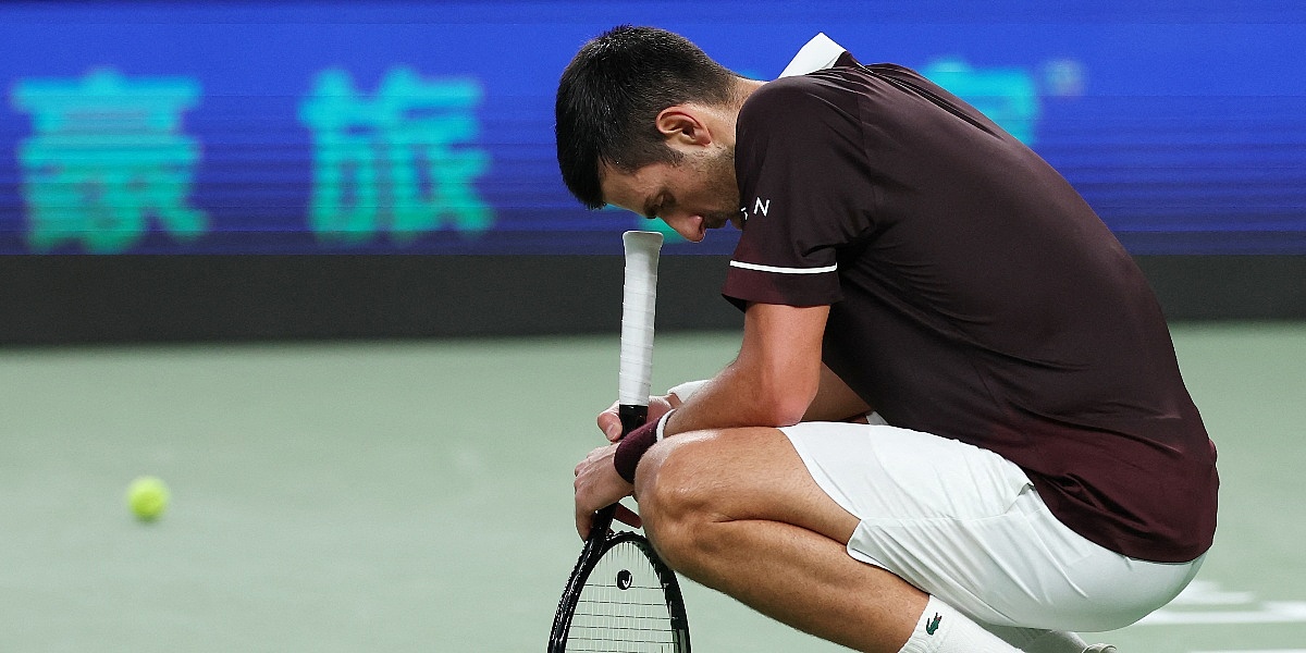 Novak Đoković neočekivano poražen na startu Mastersa u Šangaju od Huberta Hurkacza