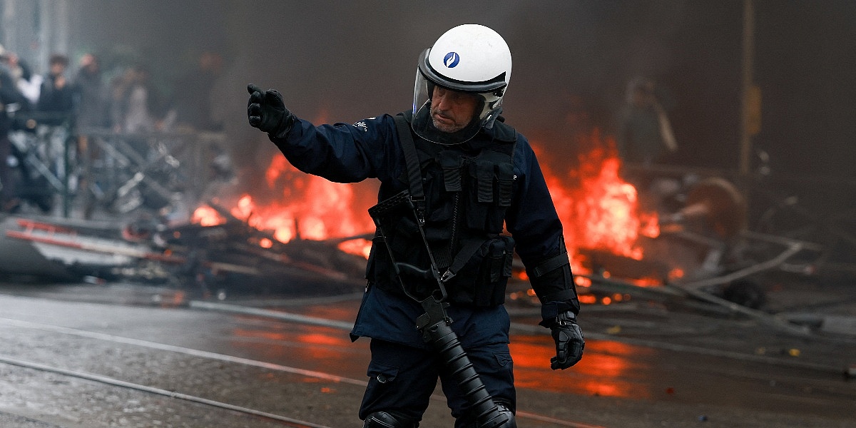 Masovni protesti i neredi paralizovali Belgiju: Sukobi demonstranata i policije u Briselu
