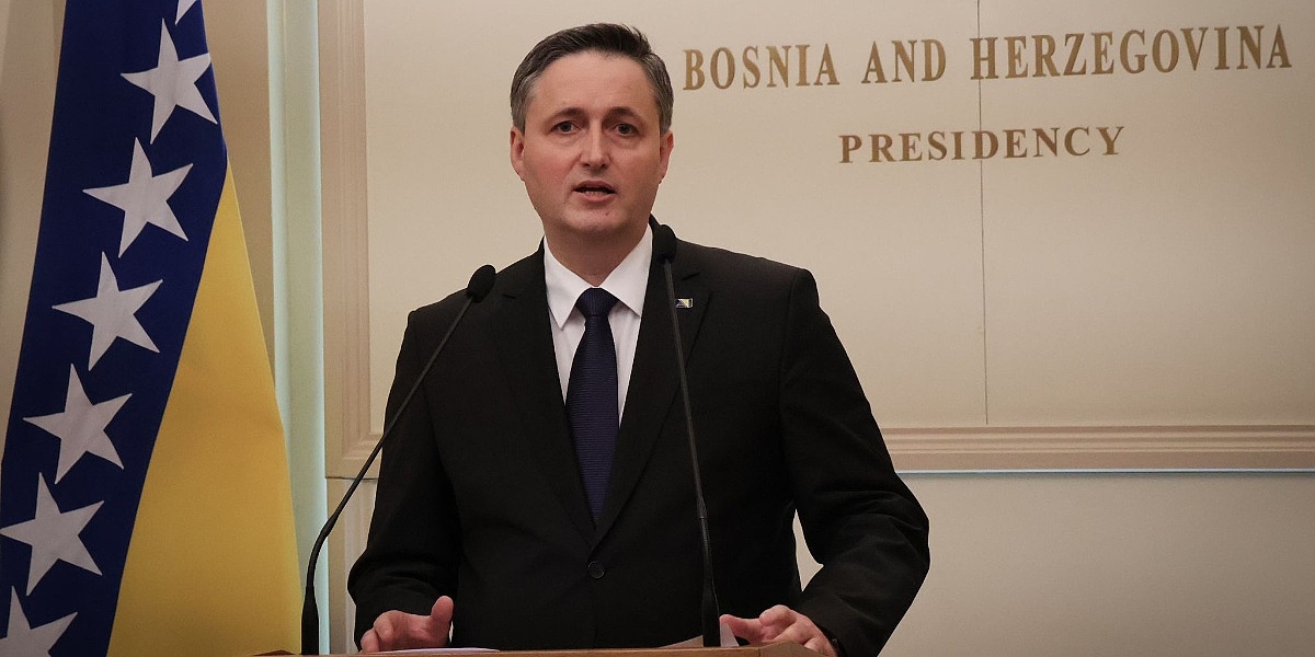 Bećirović čestitao Nedžadu ef. Grabusu izbor za reisu-l-ulemu Islamske zajednice u BiH