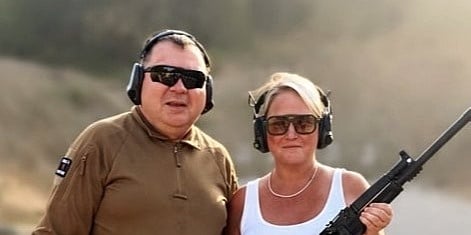 MAGA aktivistica otkrila: Telekom Srbije platio dolazak Chrisa LaCivite i Katie Wiles u Republiku Srpsku