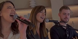 Darijana Filipović u opuštenom izdanju: Pjevala prateće vokale uz gitaru