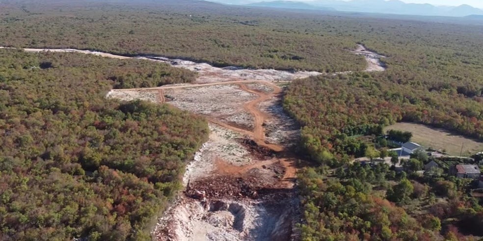 Brza cesta kroz Hercegovinu poprima obrise: Pogledajte snimak probijene dionice od Podledinca do Gruda