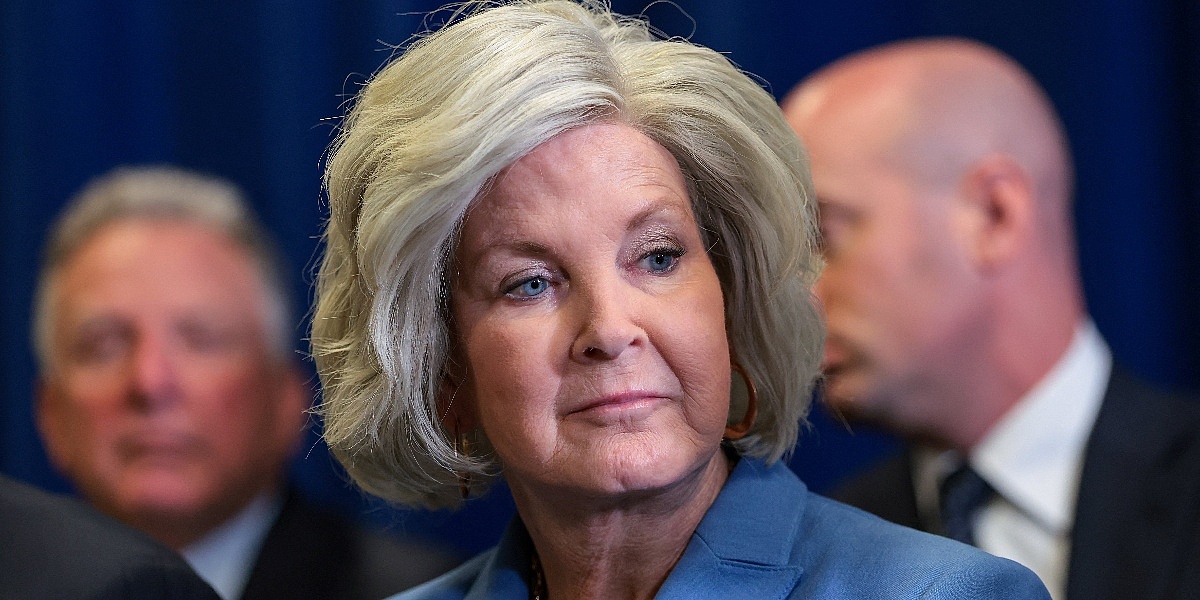 Susie Wiles se smatrala nedodirljivom, ali su Trumpa razljutile brojne negativne vijesti o njenoj porodici i najbližim saradnicima (Foto: Reuters)