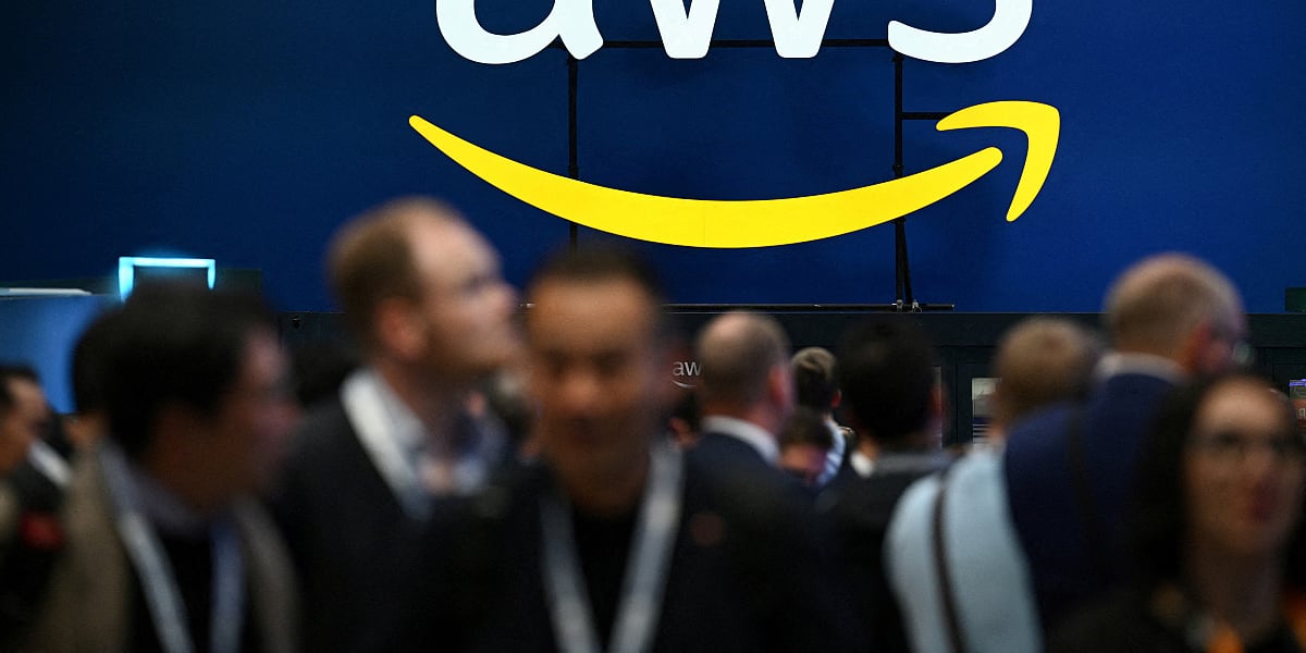 Amazon sljedeće godine u Njemačkoj planira uložiti više od 16 milijardi eura Amazon sljedeće godine u Njemačkoj planira uložiti više od 16 milijardi eura