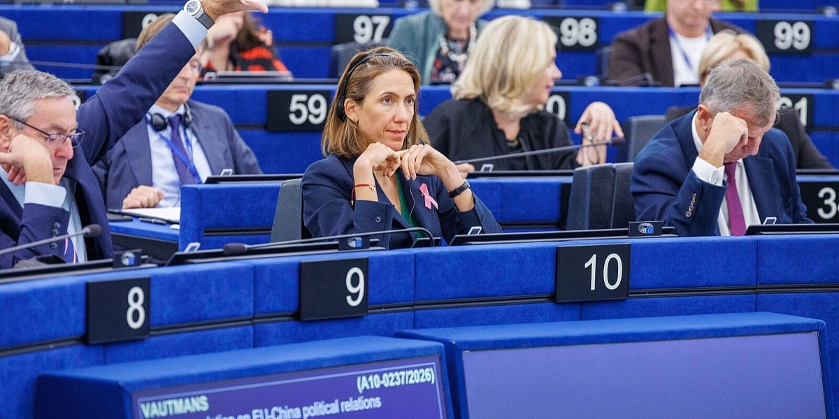 Poslanici EPP-a traže odluku o ukidanju godišnjeg pomjeranja sata u EU Poslanici EPP-a traže odluku o ukidanju godišnjeg pomjeranja sata u EU