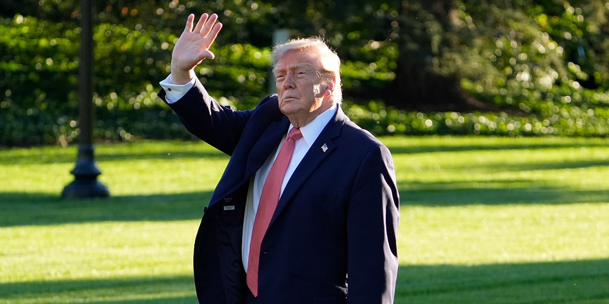 Trumpove političke grupe potrošile 277 miliona dolara u završnici predizborne kampanji u korist njegovih kandidata Trumpove političke grupe potrošile 277 miliona dolara u završnici predizborne kampanji u korist njegovih kandidata