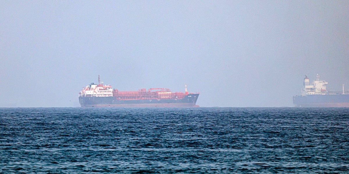 Hrvatski pomorac nestao nakon napada dronovima na tanker u Crnom moru Hrvatski pomorac nestao nakon napada dronovima na tanker u Crnom moru
