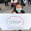 "Stop trovanju": Lukavčani s maskama na protestima zbog zagađenosti zraka
