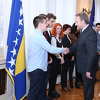 Izetbegović s najboljim bh. studentima: Naš interes je da mlade i uspješne ljude zadržimo u BiH
