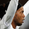 Legendarni Ronaldinho potpisao za Barcelonu