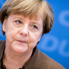Merkel: EU ne može dozvoliti da Grčka upadne u haos