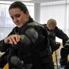Žene u uniformi: Nemaju privilegije, rame su uz rame sa muškim kolegama