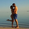Taylor Swift i Calvin Harris u strastvenom zagrljaju proslavili prvu godišnjicu