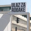 "Rođaci naprijed, svi ostali stoj!": Neobična vrata na gradskim trgovima